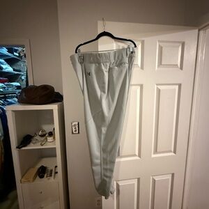 Under Armour Men's Light Gray Dress Pants